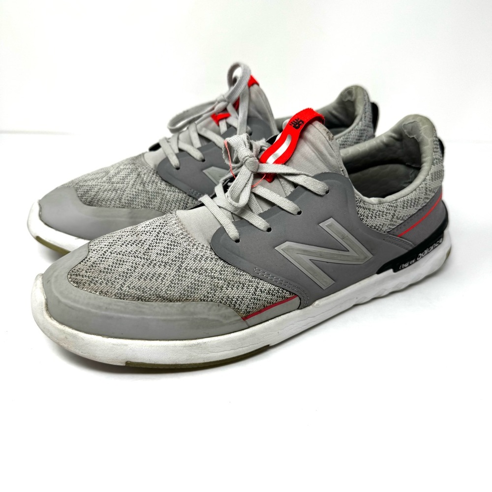 NEW BALANCE men’s sneakers, size 9.5